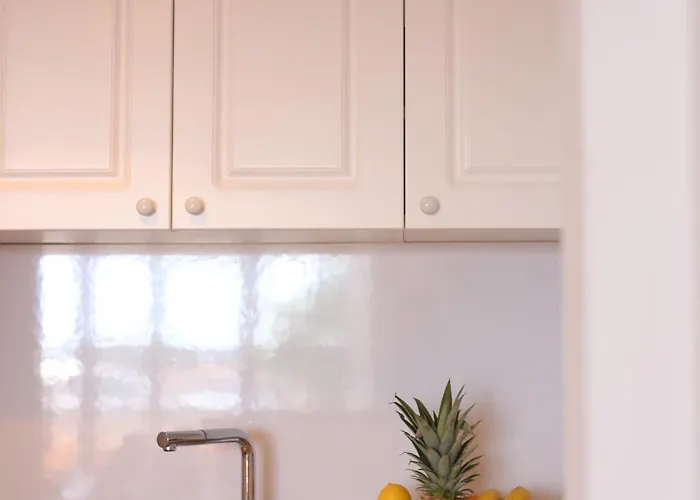 Zlatna Bura * ماكارسكا