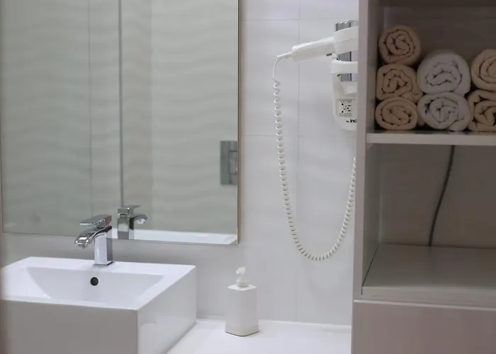 Zlatna Bura شقة *